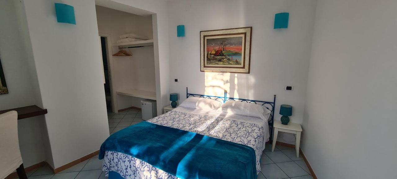 Guest House Villa Il Gabbiano Ponza Ngoại thất bức ảnh