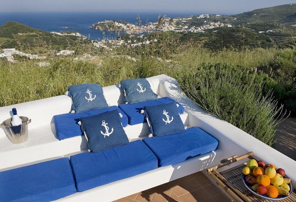 Guest House Villa Il Gabbiano Ponza Ngoại thất bức ảnh
