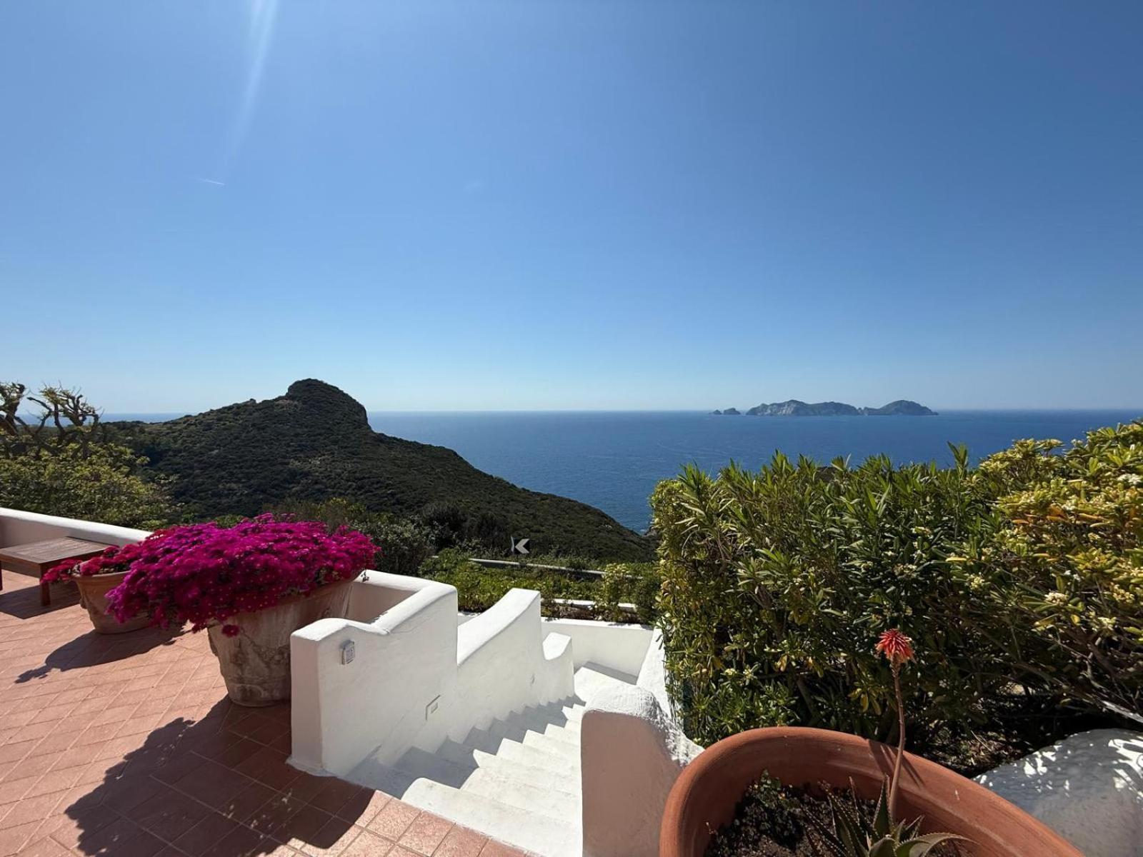 Guest House Villa Il Gabbiano Ponza Ngoại thất bức ảnh