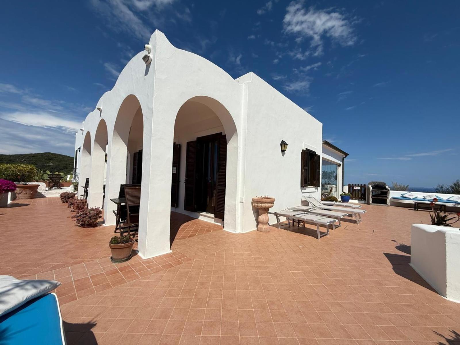 Guest House Villa Il Gabbiano Ponza Ngoại thất bức ảnh